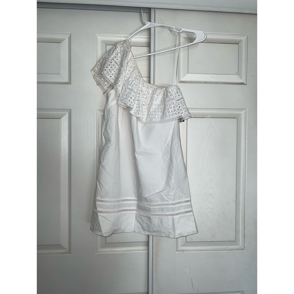 Abercrombie and Fitch White One Shoulder Mini Dress. Size S.